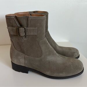 Vionic Jill Suede Bootie Stone Grey Ankle Boots Size 7.5 Wide Comfort, NWOT